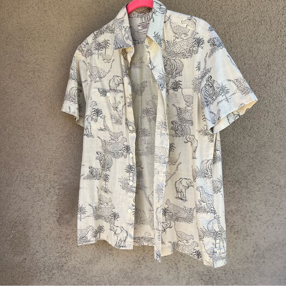 J.Crew Wallace & Barnes Men’s Button Down Short Sleeve Camp Shirt Animals Small
